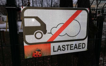 KÜSITLUS: Kehra lasteaia parkimisplatsil liigne mootori töötamine ohustab lapsi ja keskkonda