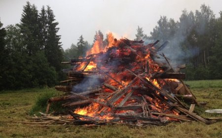 Jaanipäeva ettevalmistused läksid varakult põlema Alavere küla pargis