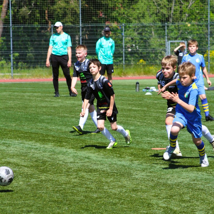 Anija JK U10 noored võitsid Kehras kõik mängud