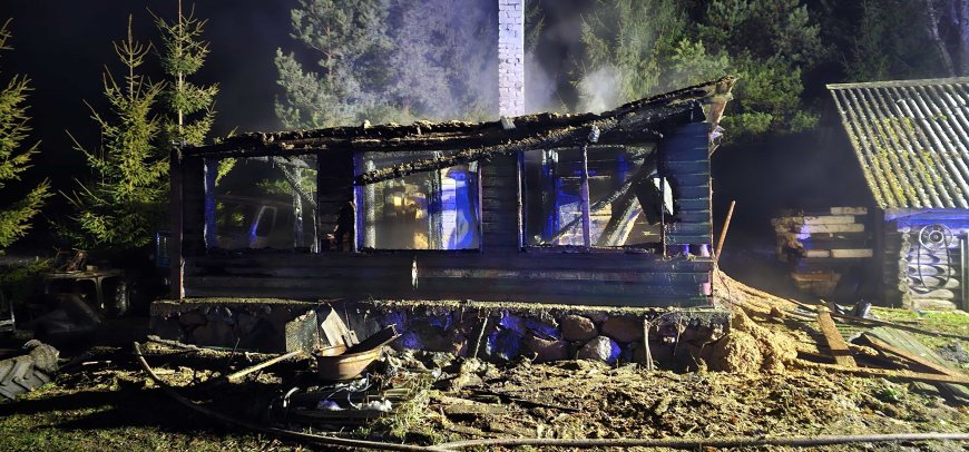 Anija vallas põles lausleegis kõrvalhoone, päästjad suutsid teise hoone hävingust päästa