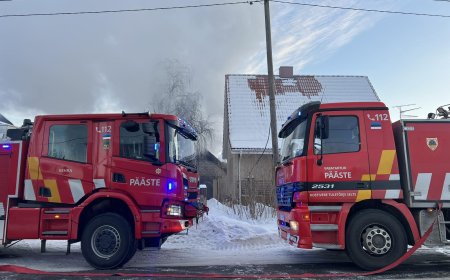 Raasiku alevikus põles lahtise leegiga garaaž